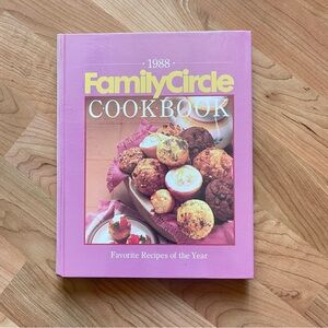 Vintage Family Circle Favorite Recipes Of The Year Hardcover Recipe Cookbook